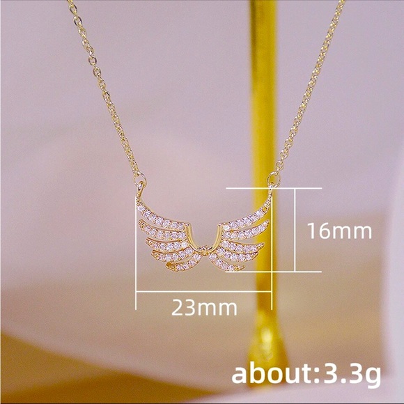 Wings Shape Pendant Chain Necklace - Picture 5 of 5